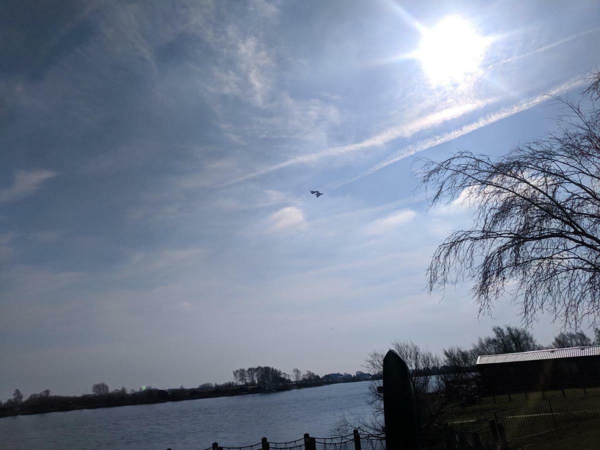 P&D'S Pearl Caravan At Tattershall Lakes Country Park Hotel Exterior foto